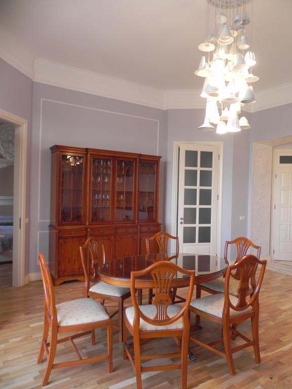 Ratusha Apartment